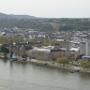 We genoten van het uitzicht over de Rijnpromenade en het centrum van Koblenz. 